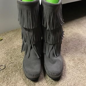 Minnetonka Moccasin Boots